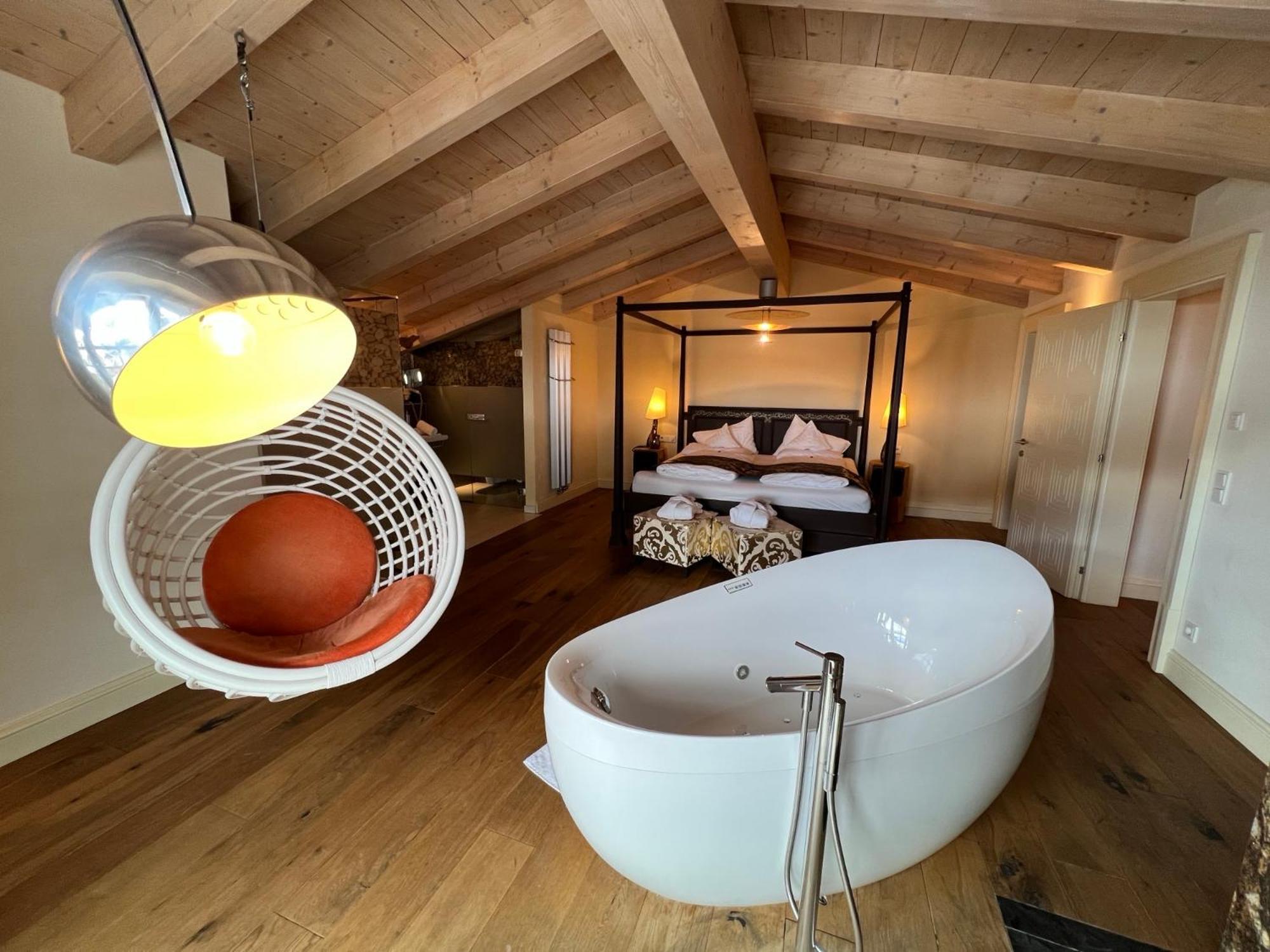 Alpine Palace Hotel 5*